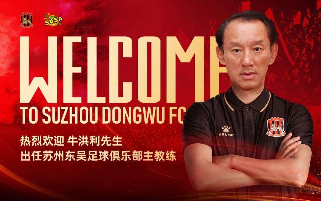 而且，由于每个包厢为了音响效果达到最好，都做了很严谨的声学处理，所以两个包厢之间就等于是做了双重隔音，这种情况下，就算是叶辰与萧初然在房间里大声说话，隔壁都根本不可能听得到。